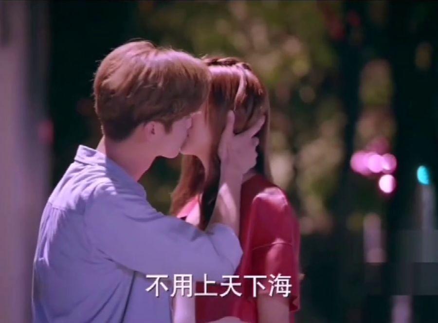 弱弱问：丝袜奶茶是用真的丝袜做出来的么