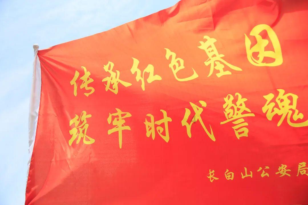 解答疑惑,2022年2月份出厂的宝马525i是哪款有问必答平台