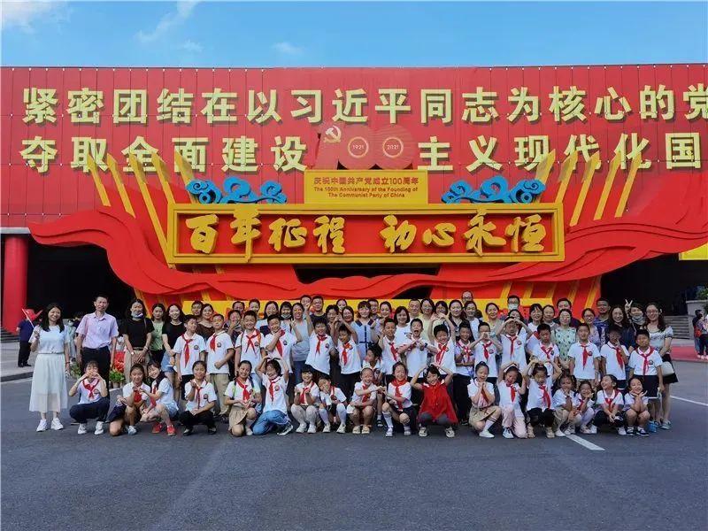 孙大力麻辣烫从加盟到开业大概需要多少资金?-有问必答平台,解决你的问题