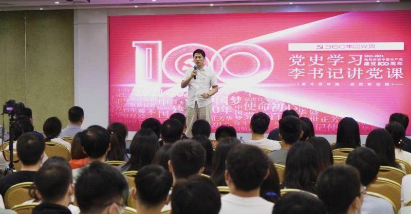 我妻子38岁了，这几年性格变了，对于我们的感情变得细腻爱钻牛角尖。没有安全感。她会不会有事？